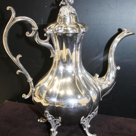 Silver Plate Coffee/Tea Set Vintage Very Nice - Picture 11 of 11